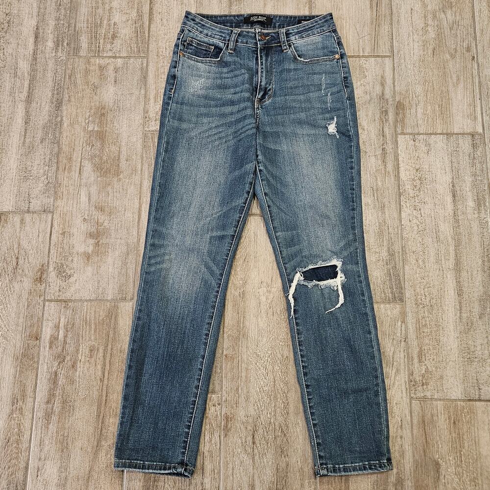 Judy Blue Jeans Womens Size 3 / 26 Boyfriend Fit Distressed Medium Wash Stretch